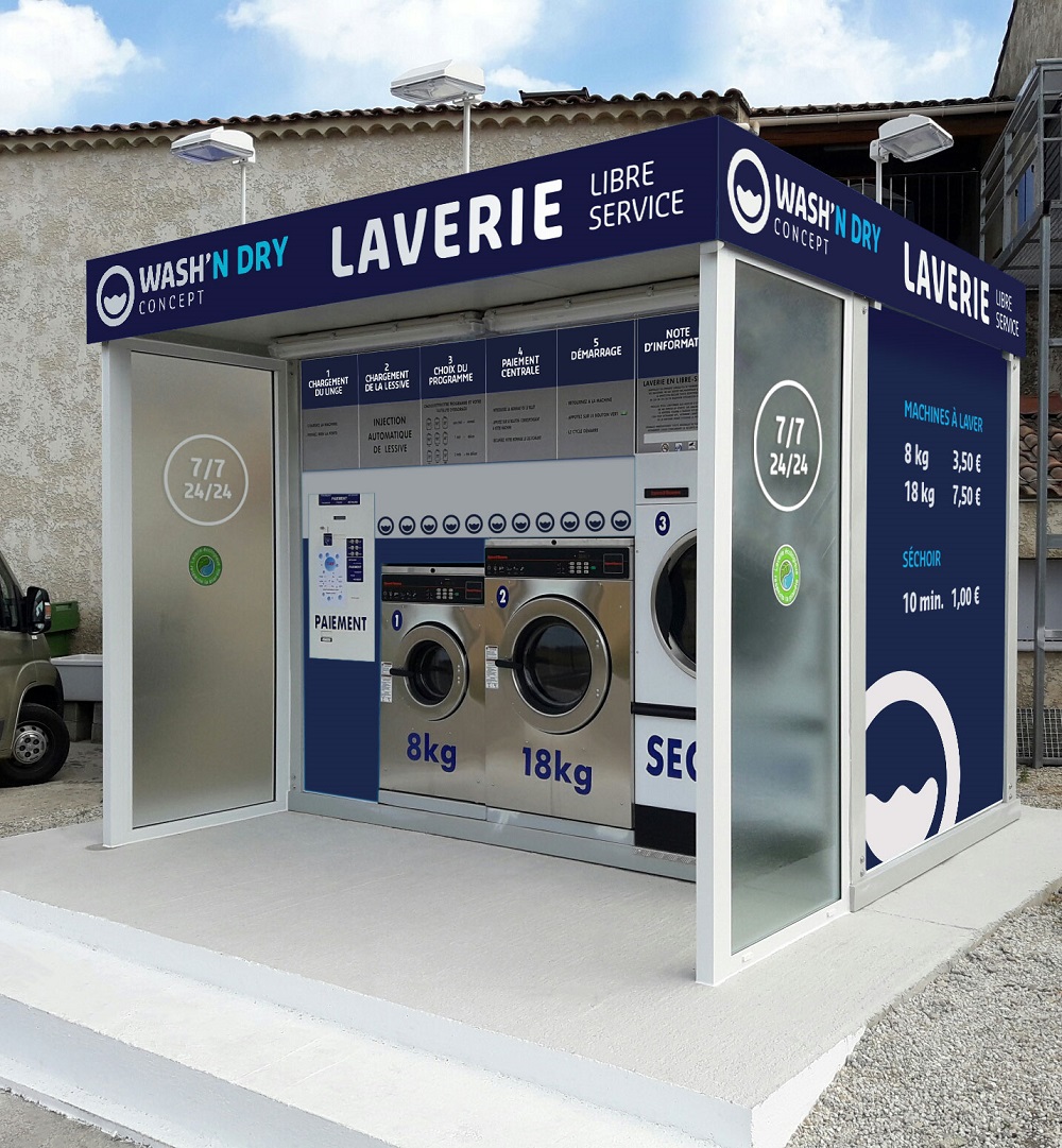 kiosque wash'n dry sur parking de supermarché station service et station de lavage automobile et poids-lourds