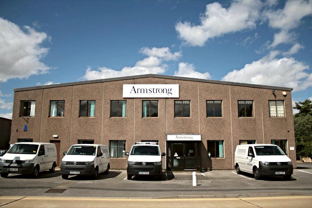 Armstrong France dépositaire des marques Wash'n Dry et Aqua blue